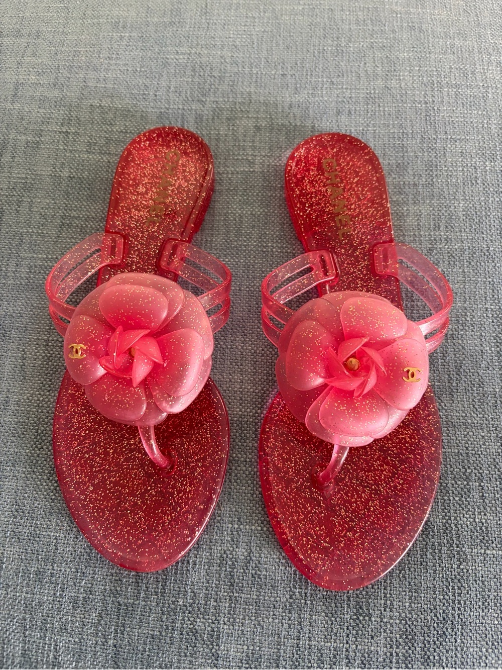 CHANEL CC logo Camellia jelly sandals pink glitter | Eur 36 U.S. 5 1/2 or 6